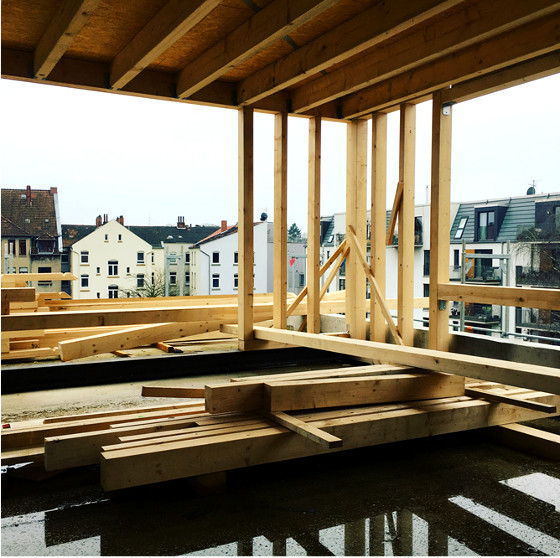 Dachaufstockung Holzkonstruktion © Holztechnik Mayes, Wunstorf Dachaufstockung Holzkonstruktion © Holztechnik Mayes, Wunstorf