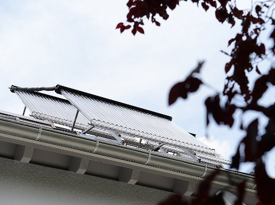 Solarthermie-Anlage auf Mehrfamilienhaus © Bundesverband Wärmepumpe (BWP) e.V.