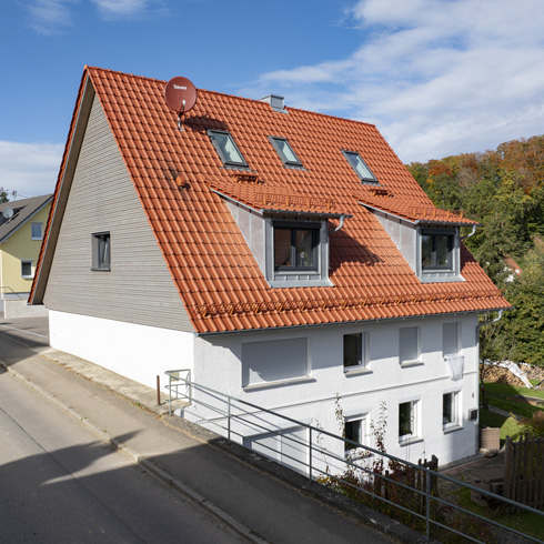 Dachausbau Ingoldingen: Ausgebautes Dachgeschoss mit neuen Gauben LITEC GBS von Linzmeier &copy; Linzmeier Bauelemente GmbH