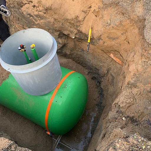 Einbau eines befahrbaren Flüssiggastanks von Rheingas © Propan Rheingas GmbH & Co. KG