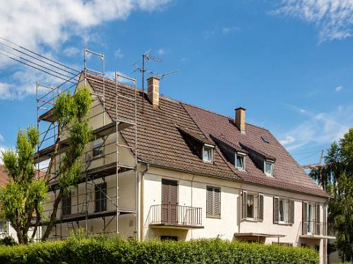 Haus aus den 50er Jahren © Bausparkasse Schwäbisch Hall / Scheyhing Haus aus den 50er Jahren © Bausparkasse Schwäbisch Hall / Scheyhing